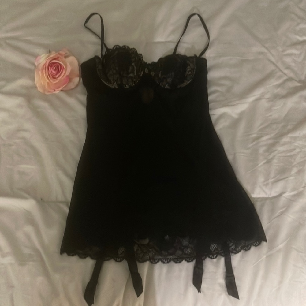Victoria’s Secret Lingerie Size 34B ♥️